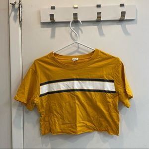 Garage cropped t-shirt size small